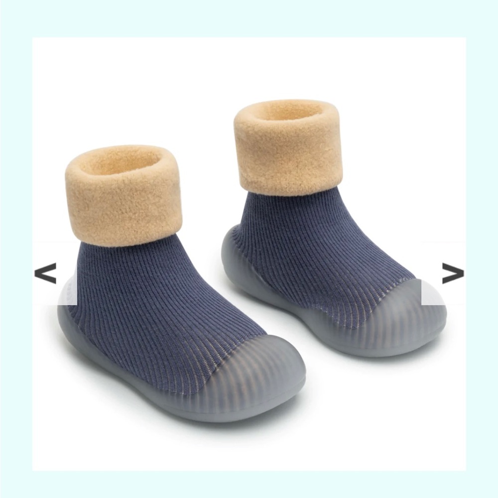 Sock shoes